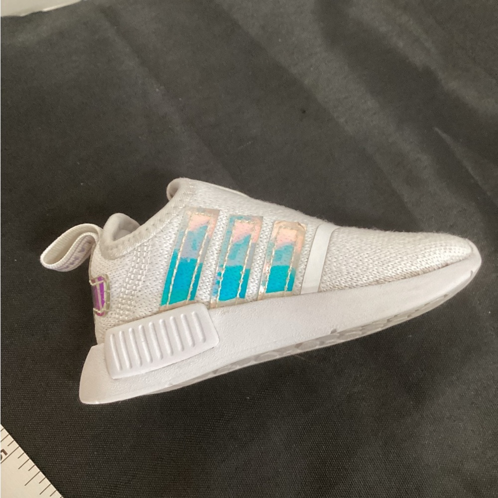 Adidas ,Adorable Toddler Shoes, Irdescent White and Purple  ,Size US 5K